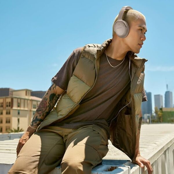 Bose QuietComfort Wireless Noise Cancelling Headphones - Image 4